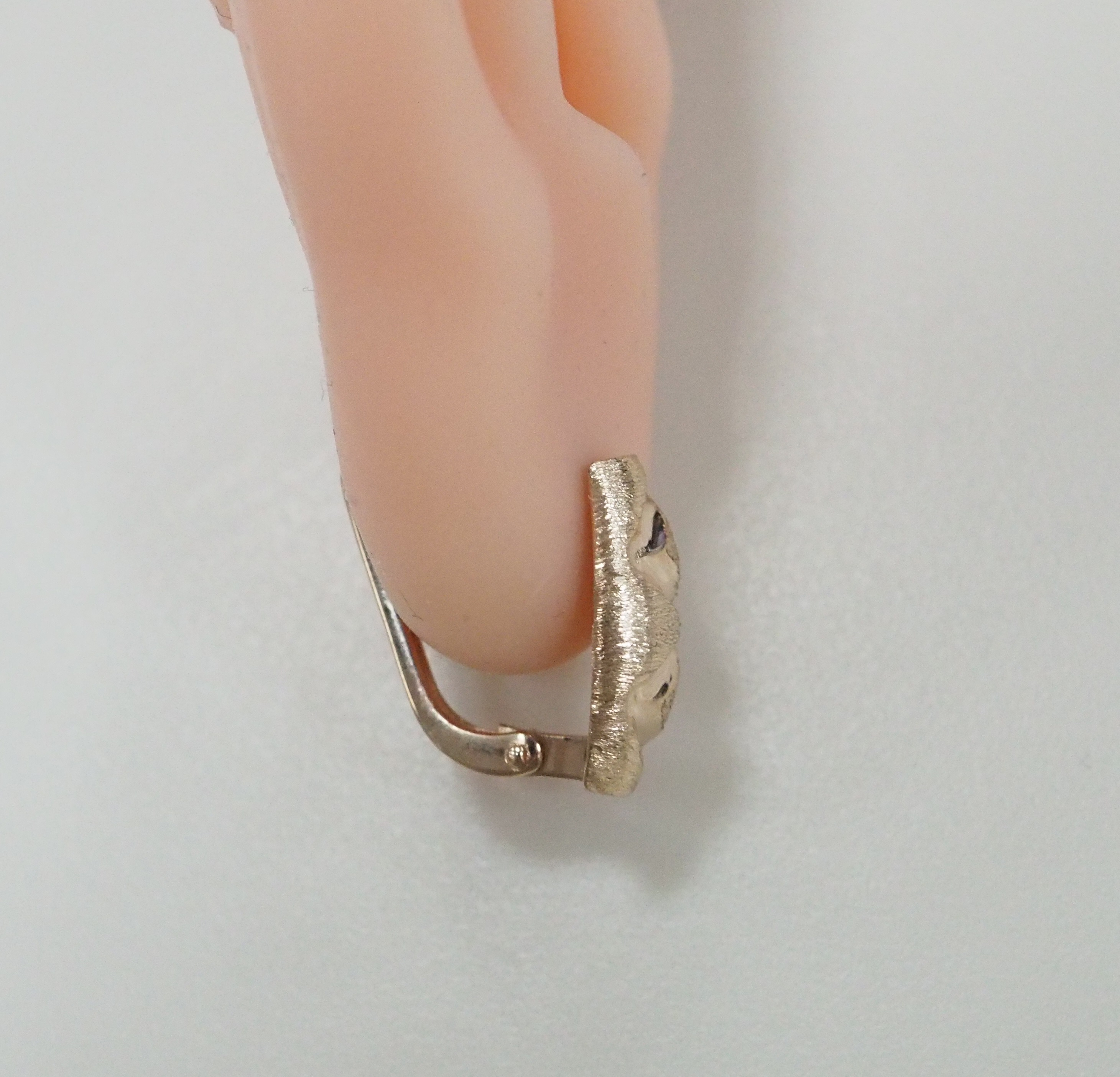 Серьги из золота